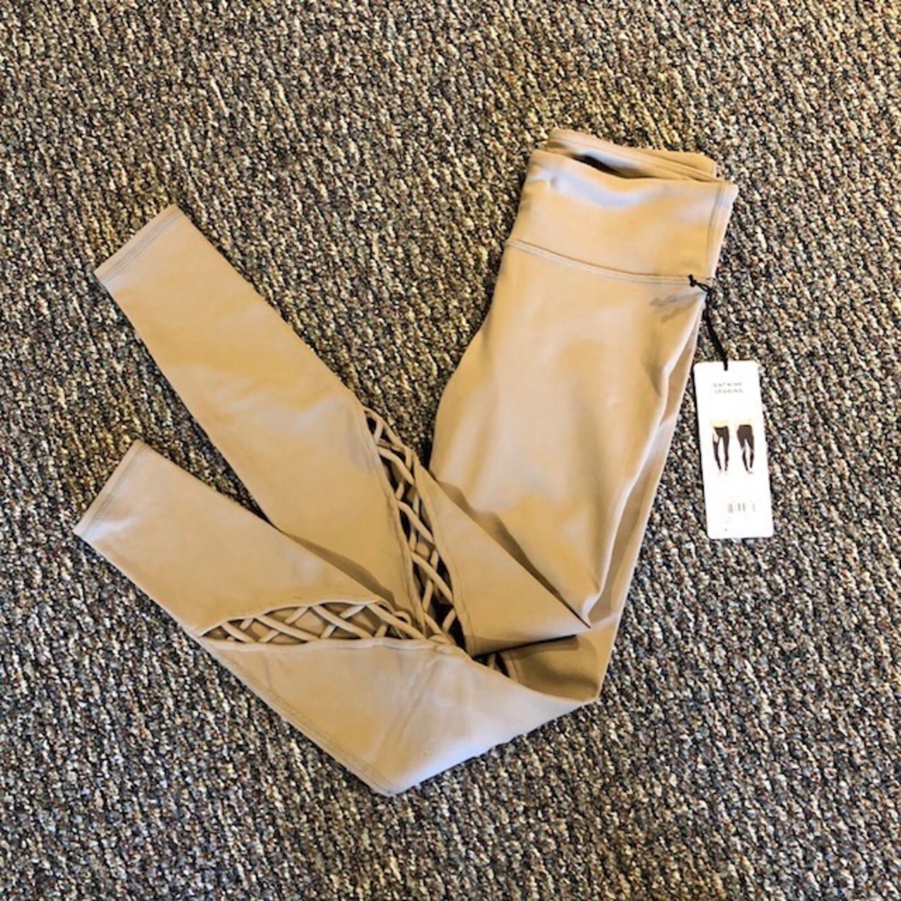 AloYoga Entwine Leggings - Picture 3 of 6